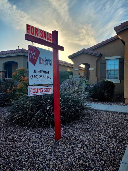 Janell Ward Homesmart Realtor Maricopa