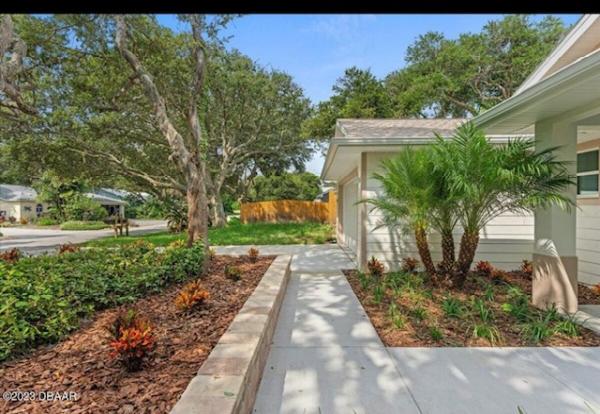 Pura Vida Tropical Gardens LLC