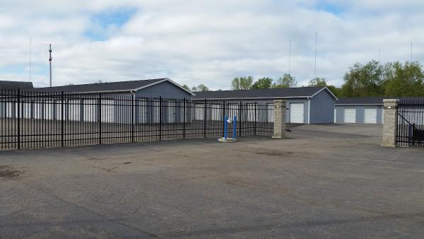 Roberts Storage LLC
