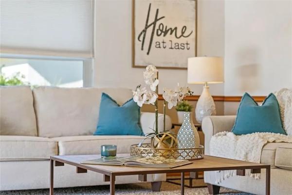 Restyled Spaces by Shelly: Home Staging and Interior Decorating
