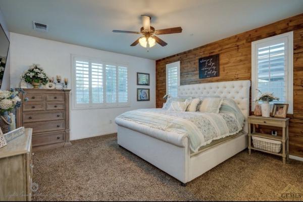 Birdcage Staging and Design