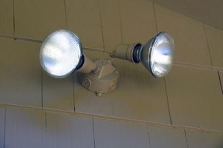 Old-Fashioned Electrician Suwanee