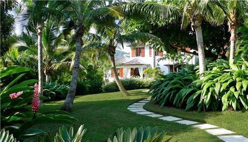 Pablo Esteban Lawn Care