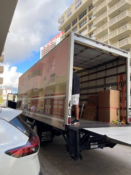 Dixie Movers