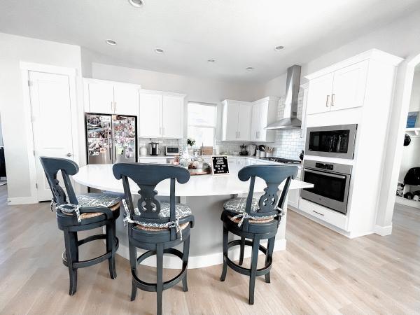 Luxury Pro Cleaning LLC