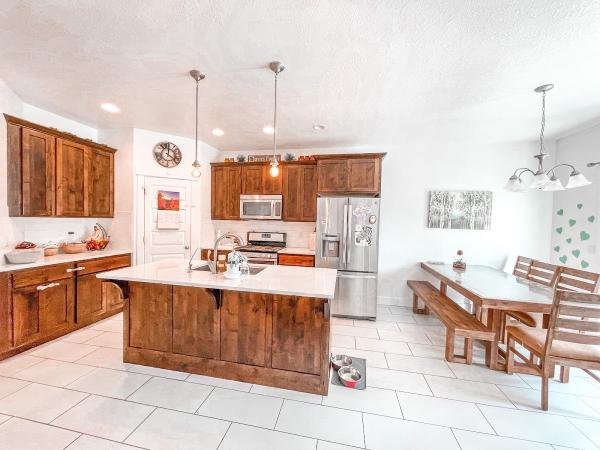 Luxury Pro Cleaning LLC