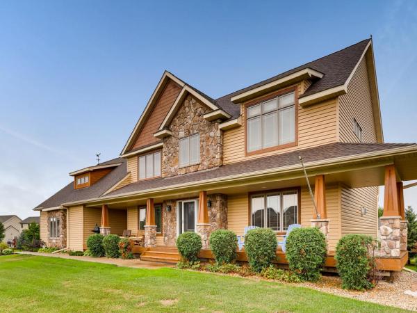 The Home Advantage Group