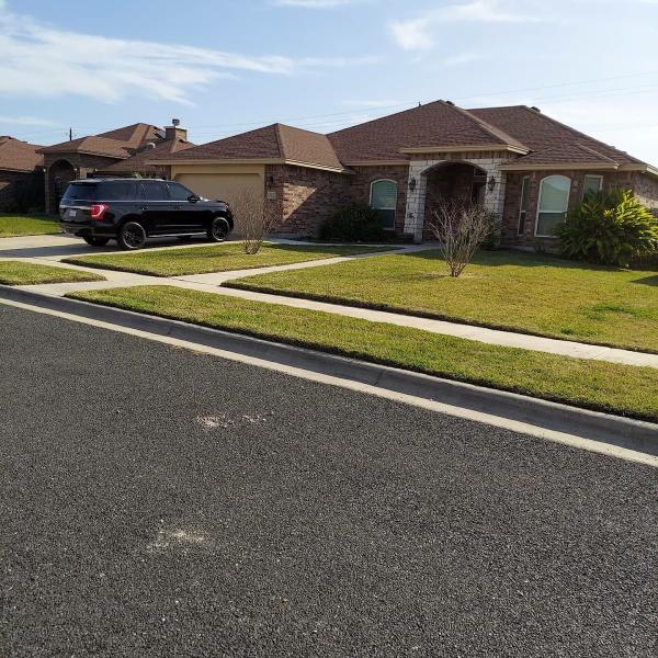 Molina Lawn and Landscaping Services