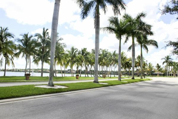 Estate Landscaping & Lawn Management