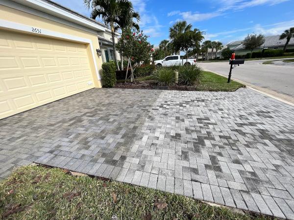 Vargas Paver Sealing