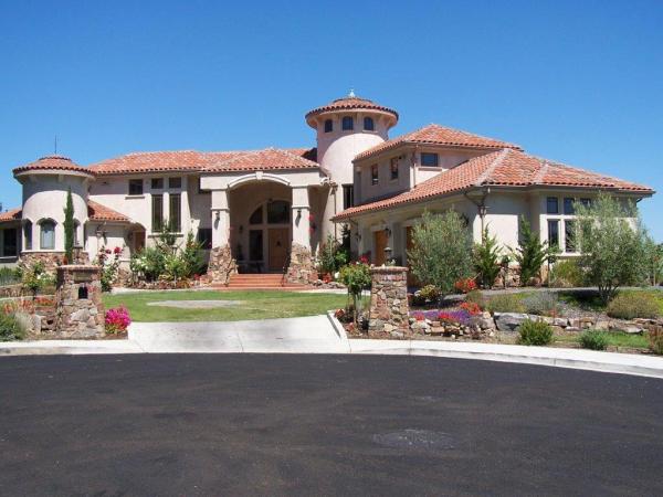 Bravo Building Co Inc