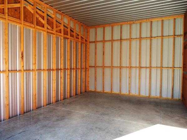 Red-Y Lock & Roll Storage
