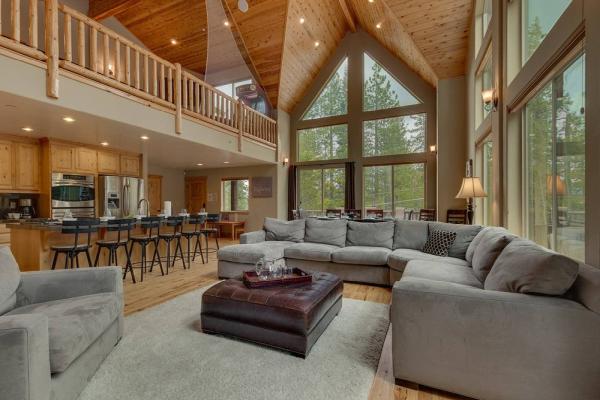 Branch Vacation Rentals