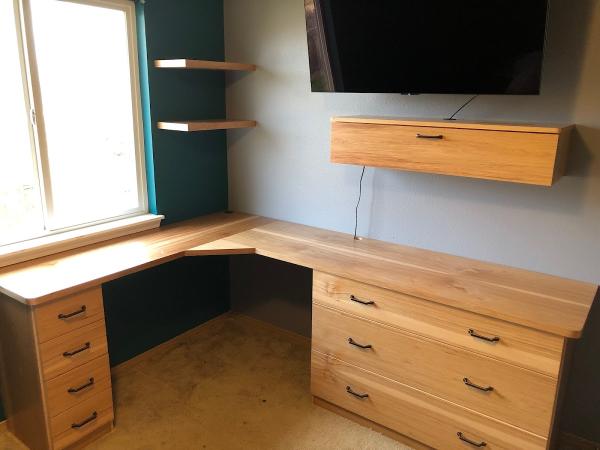 Tony's Custom Cabinets