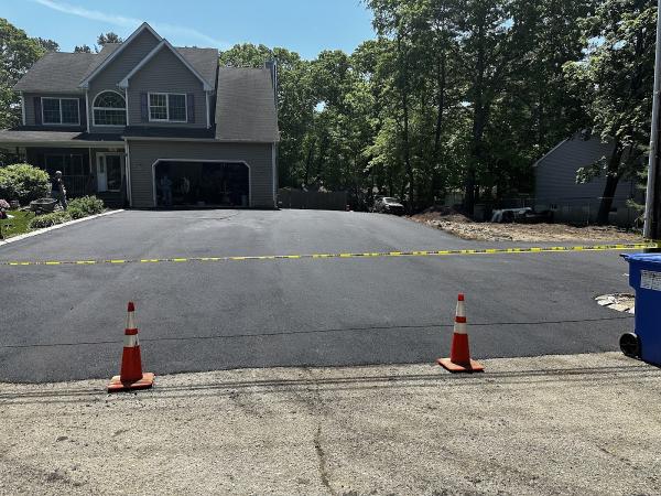 J & S Pave-Rite Paving