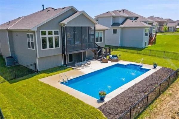 KC Pools