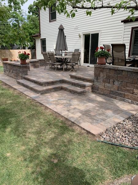 Stone Creek Hardscapes & Design