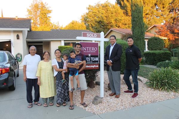 The Reyes Homeselling Team