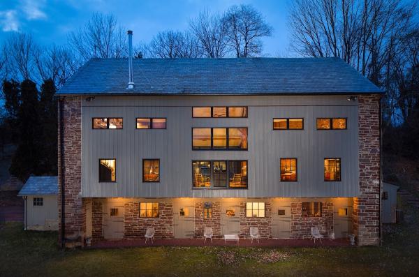 Wolstenholme Associates LLC