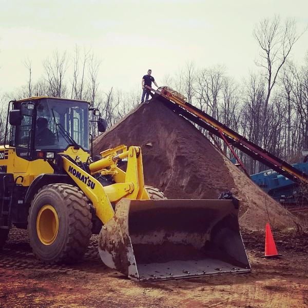 Topsoil Delivery by Taouk Development