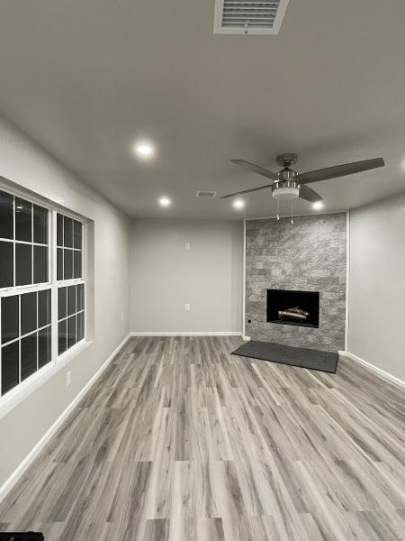 Ty Schnee- Exp Realty