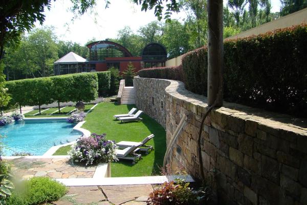 Stonewalls By George