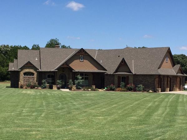 Emerald Lawns