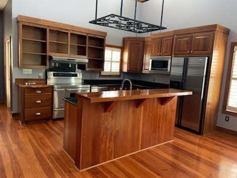 Knowlton's Cabinet Shop