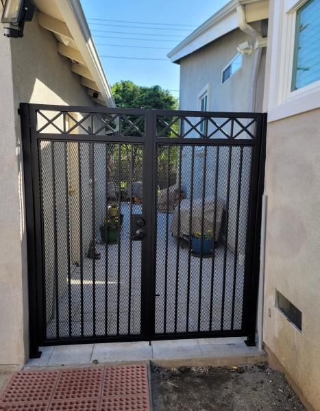 Evergreen Gates and Fence Services