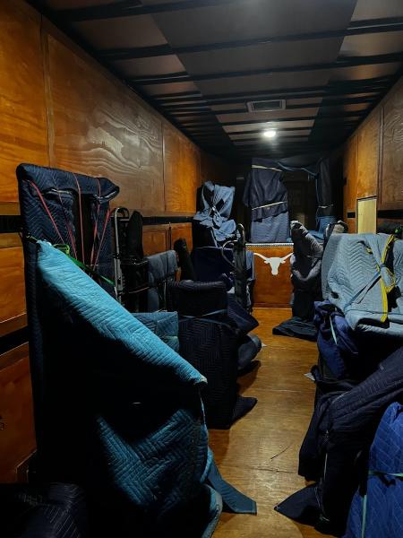 Hook Em Up Moving