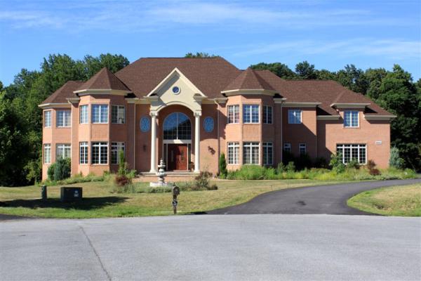 Charlotte Savoy & the Savoy Team at Keller Williams Integrity