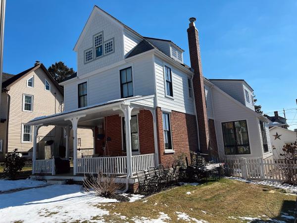 Distinctive Homes