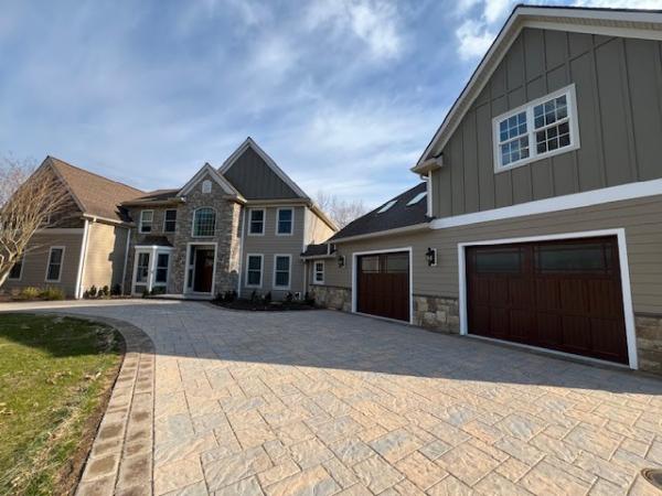 Distinctive Homes