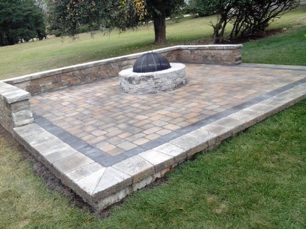 Choppers Landscaping & Masonry Inc