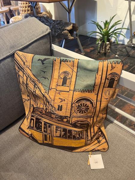 Design Savvy Unique Finds