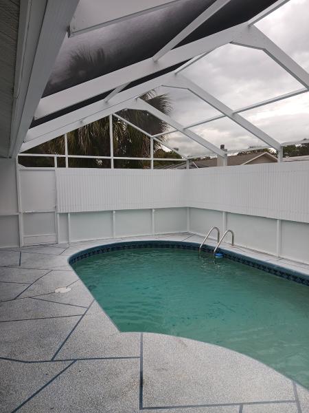 Hernando Roof Cleaning & Coatings