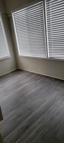 Shellie's Extreme Cleaning LLC