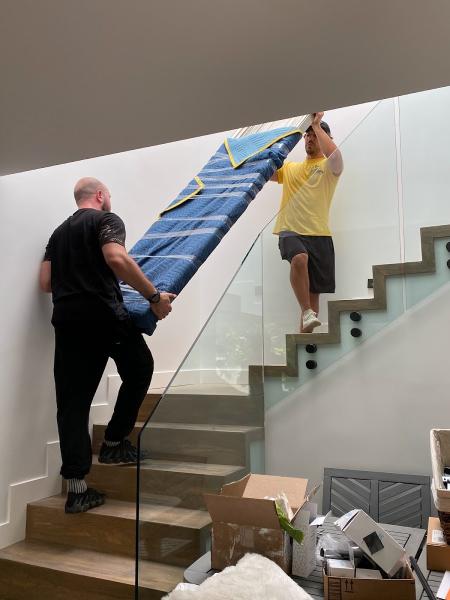 U-Free Moving Systems