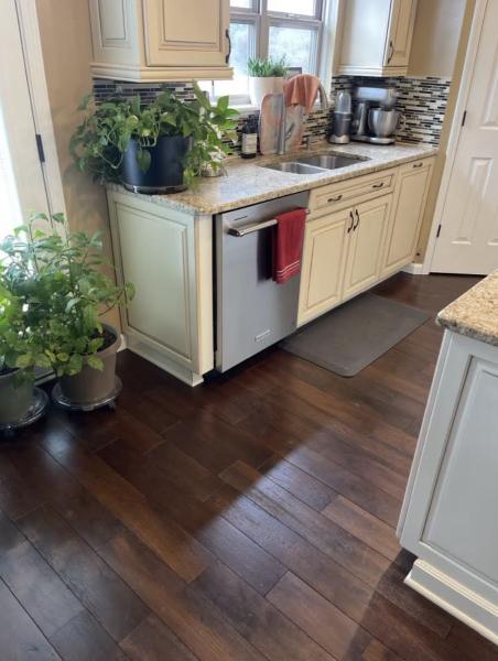 Michigan Cabinets and Decor