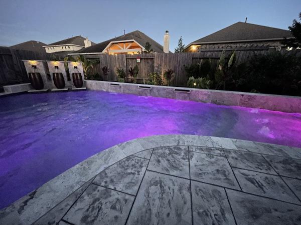 Avree Custom Pools