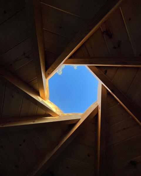 Vicente Woodworking