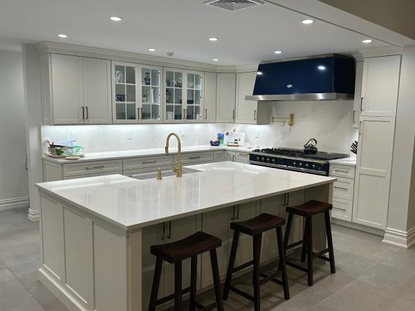 Kitchen Hill Cabinetry