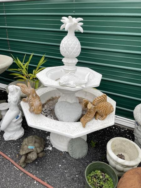 Lunacrete Artistic Concrete Custom Design & Garden