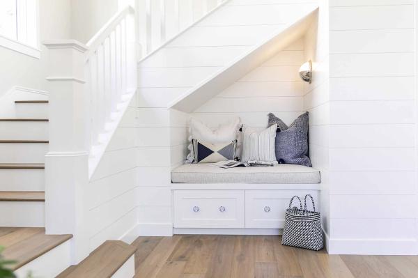 Showcase Moulding