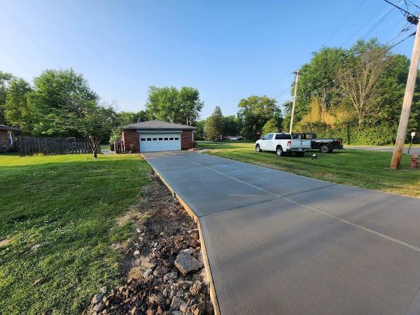 Curtis & Bee Concrete Contracting LLC