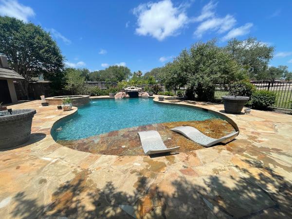 Top Notch Pool Co. LLC