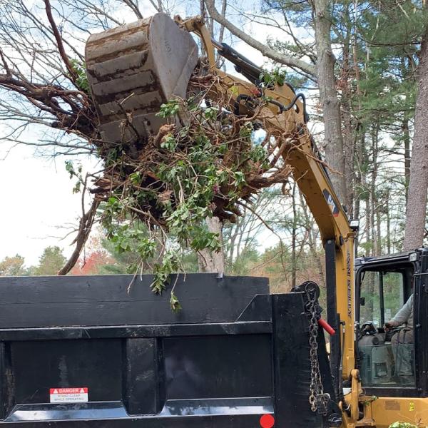 J&M Kelly Landscape & Excavation Services