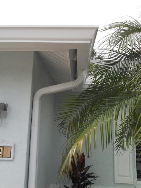 Seaside Seamless Rain Gutter