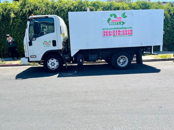West LA Hauling Junk Removal