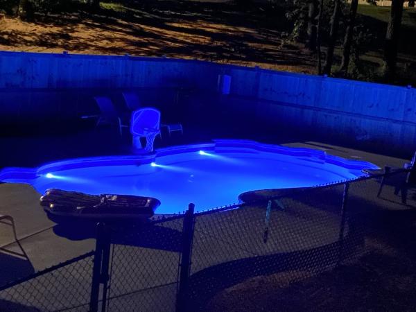 Metro Pools & Patios